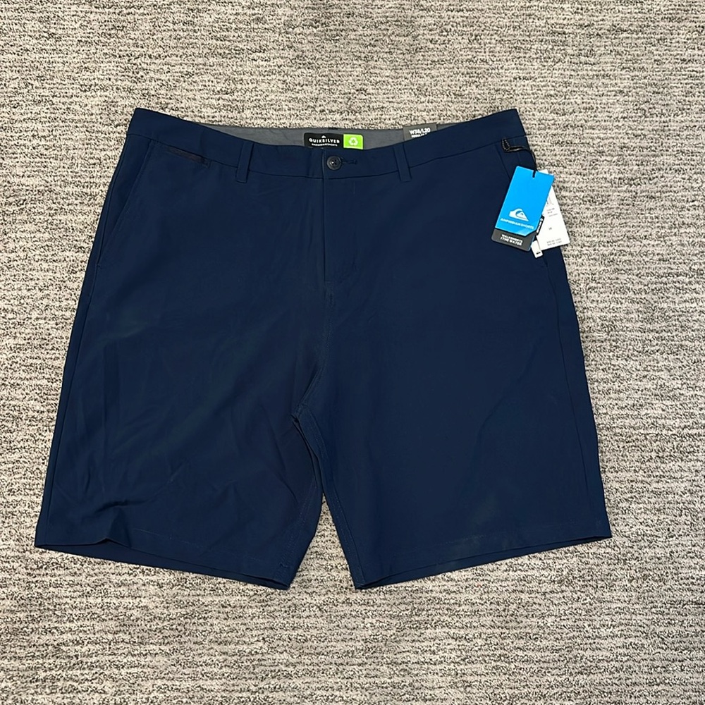 QUICKSILVER NEW WITH TAGS men’s board shorts swim trunks w38/L20